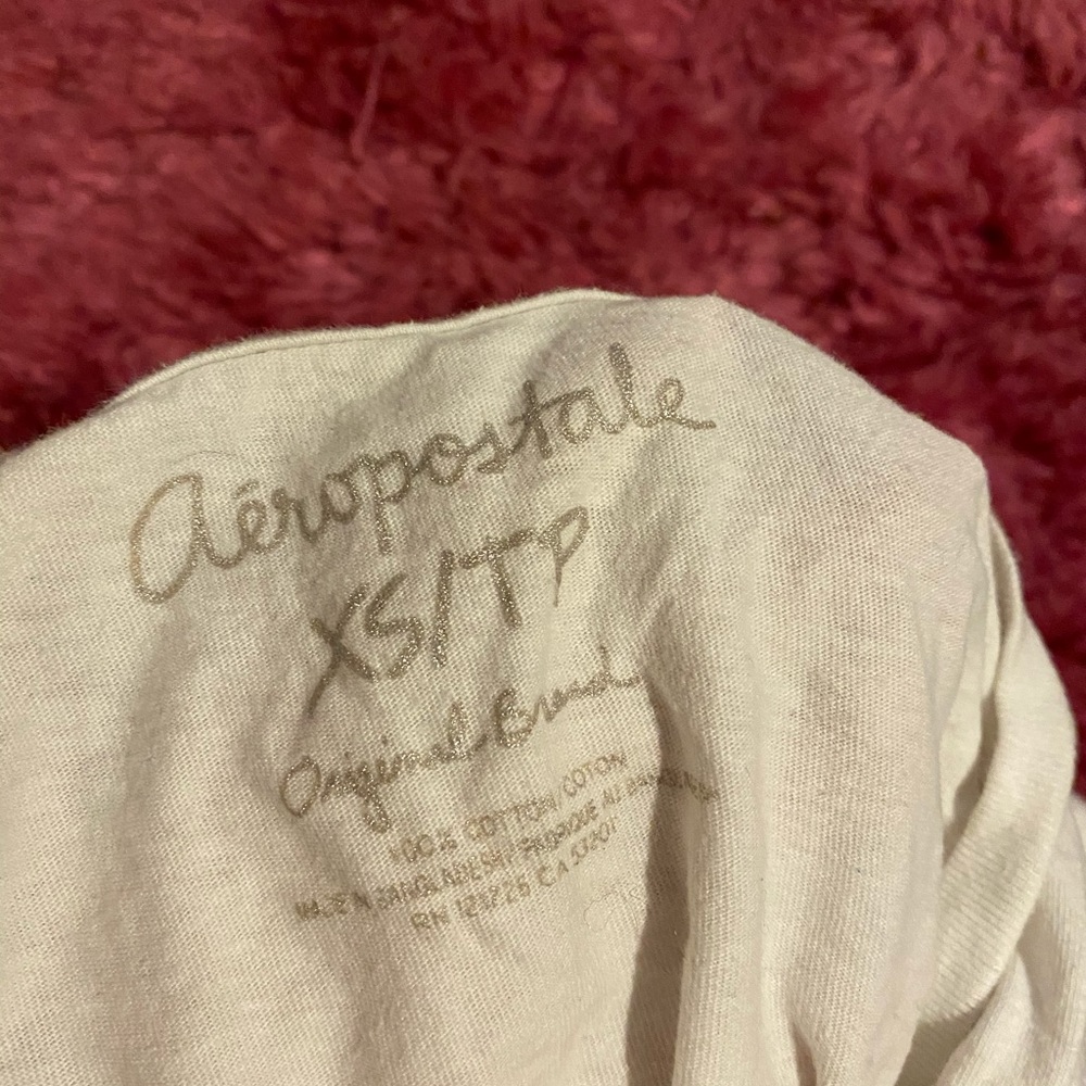 Shirts - Picture 2 of 7